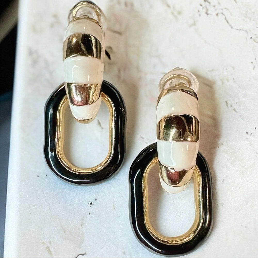 NEW Gold, Black & White Striped Interlocking Link Large Hoop Statement Earrings